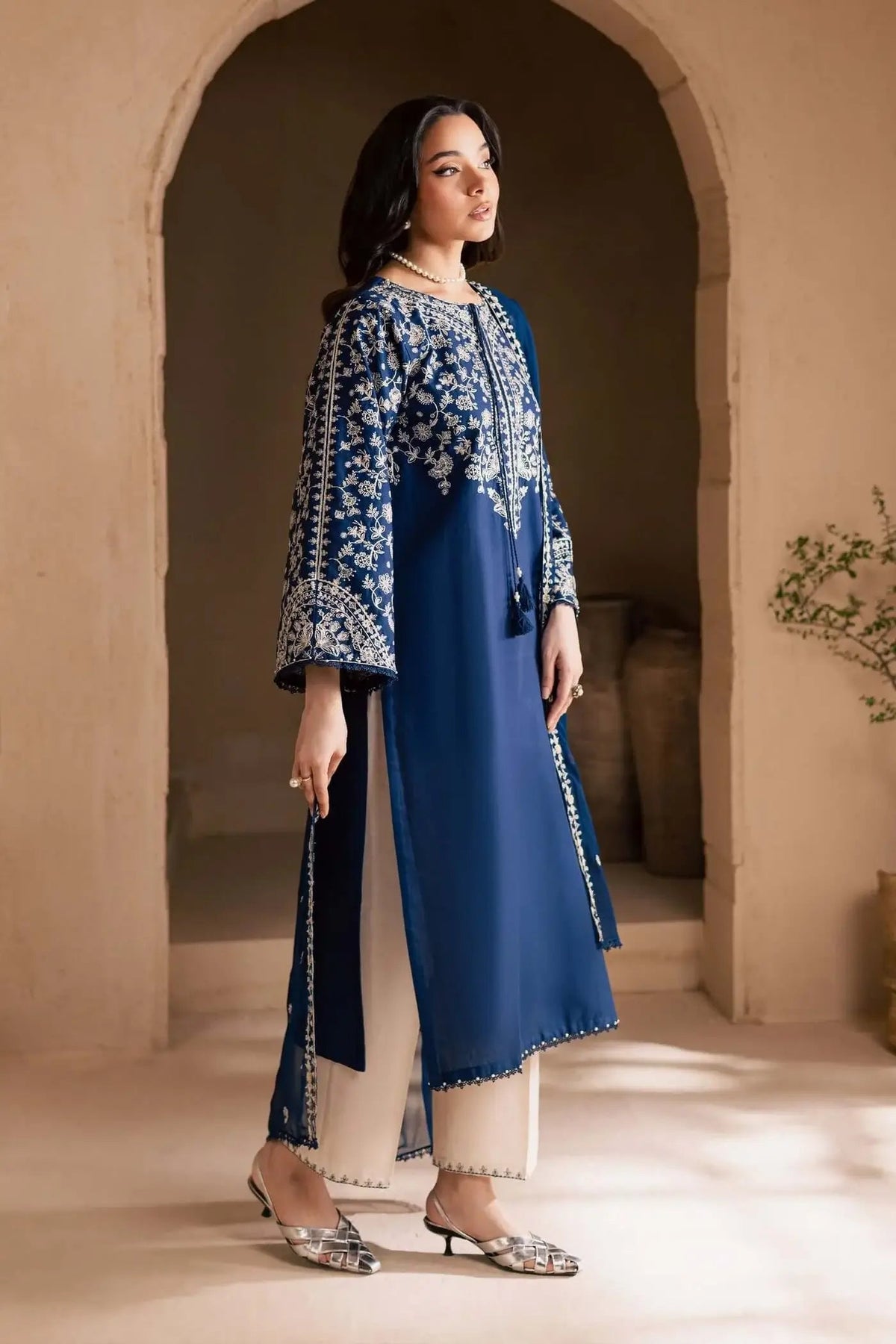 3 Piece Unstitched Heavy Embroidered Lawn Suit (Full Embroidered Chiffon Dupatta)