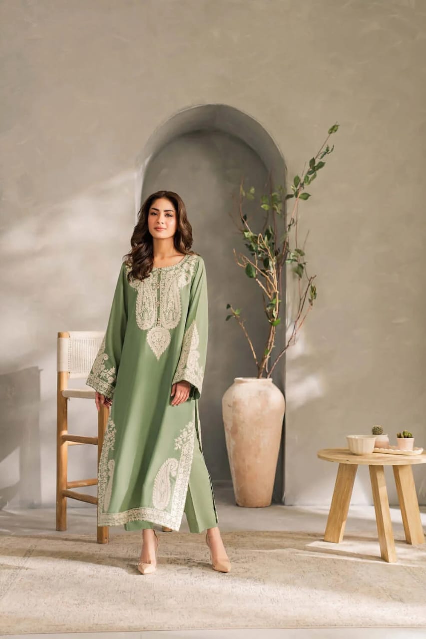 3 Piece Unstitched Heavy Embroidered Lawn Suit (Plain Bamber Chiffon Dupatta)
