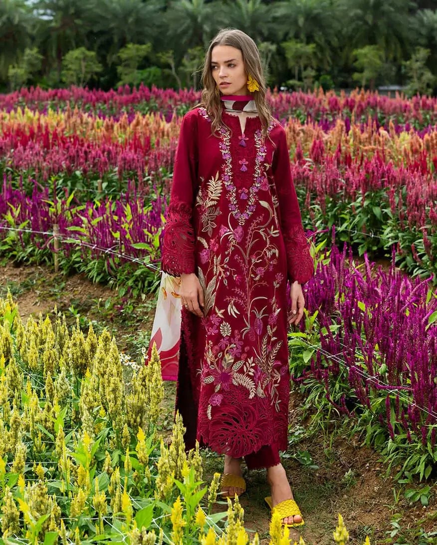 3 Piece Unstitched Heavy Embroidered Chickan Kari Lawn Suit (Printed Fine Silk Dupatta)