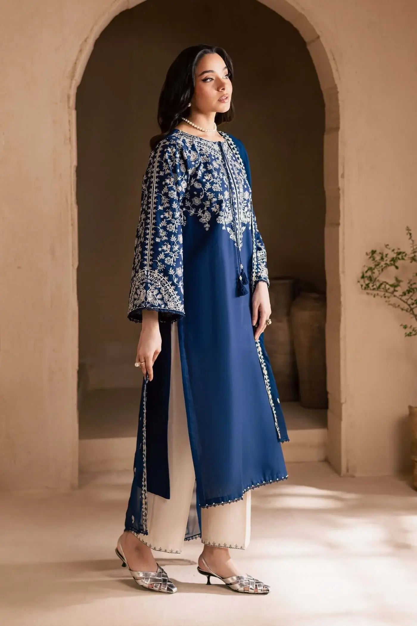 3 Piece Unstitched Heavy Embroidered Lawn Suit (Full Embroidered Chiffon Dupatta)