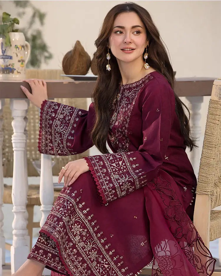 3 Piece Unstitched Heavy Embroidered Lawn Suit (Four-sided Embroidered Organza Dupatta)