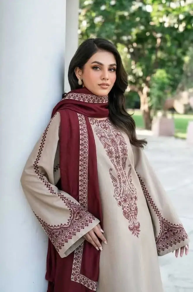 3 Piece Unstitched Heavy Embroidered Lawn Suit (Embroidered Lawn Dupatta)