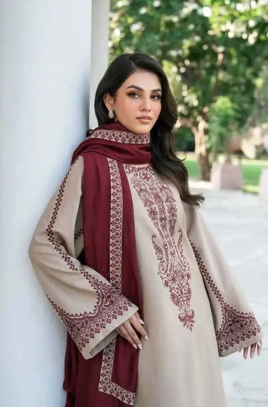 3 Piece Unstitched Heavy Embroidered Lawn Suit (Embroidered Lawn Dupatta)