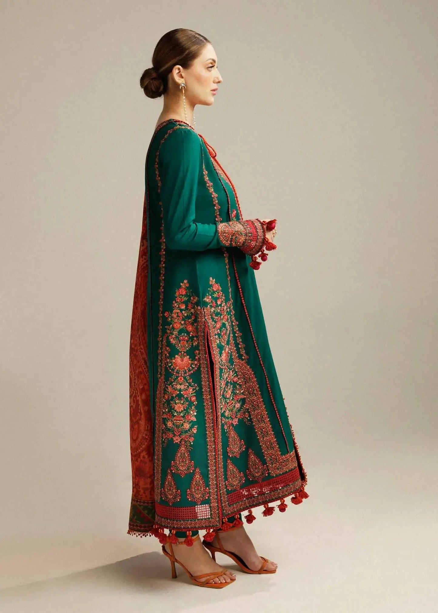 3 Piece Unstitched Heavy Embroidered Lawn Suit (Printed Lawn Dupatta)