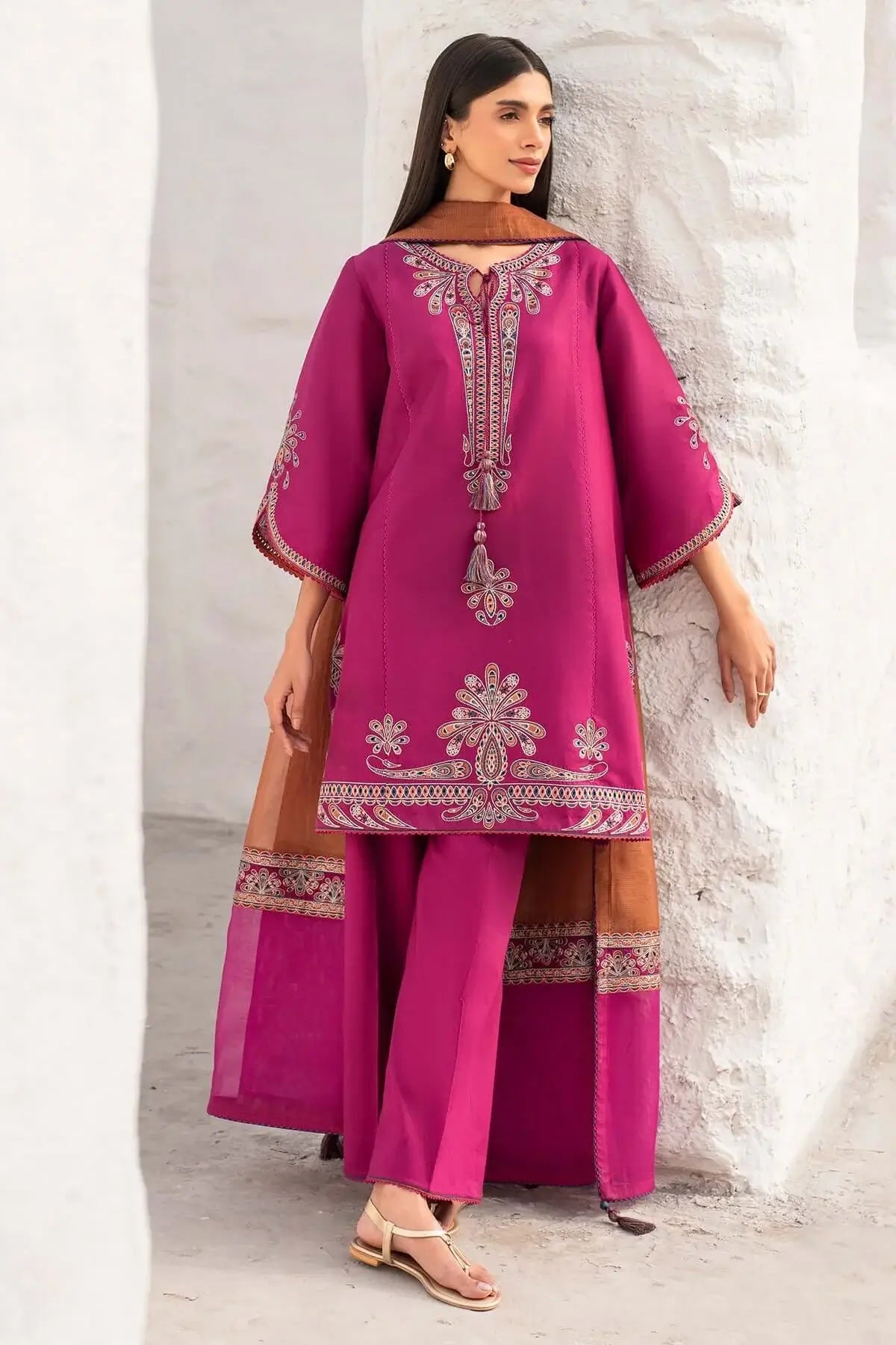 3 Piece Unstitched Heavy Embroidered Lawn Suit (Four-sided Printed Embroidered Chiffon Dupatta)